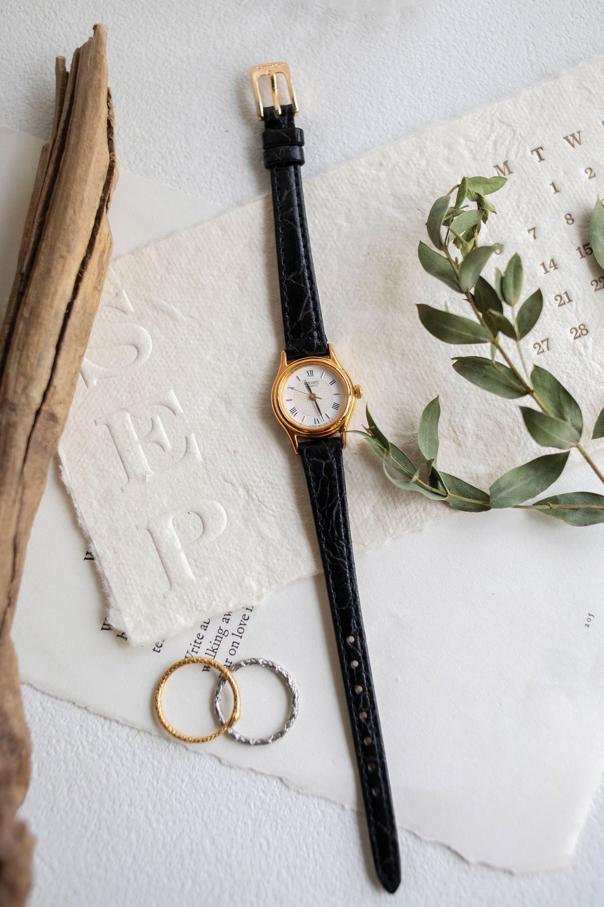 True Vintage: Seiko Naomi (White)