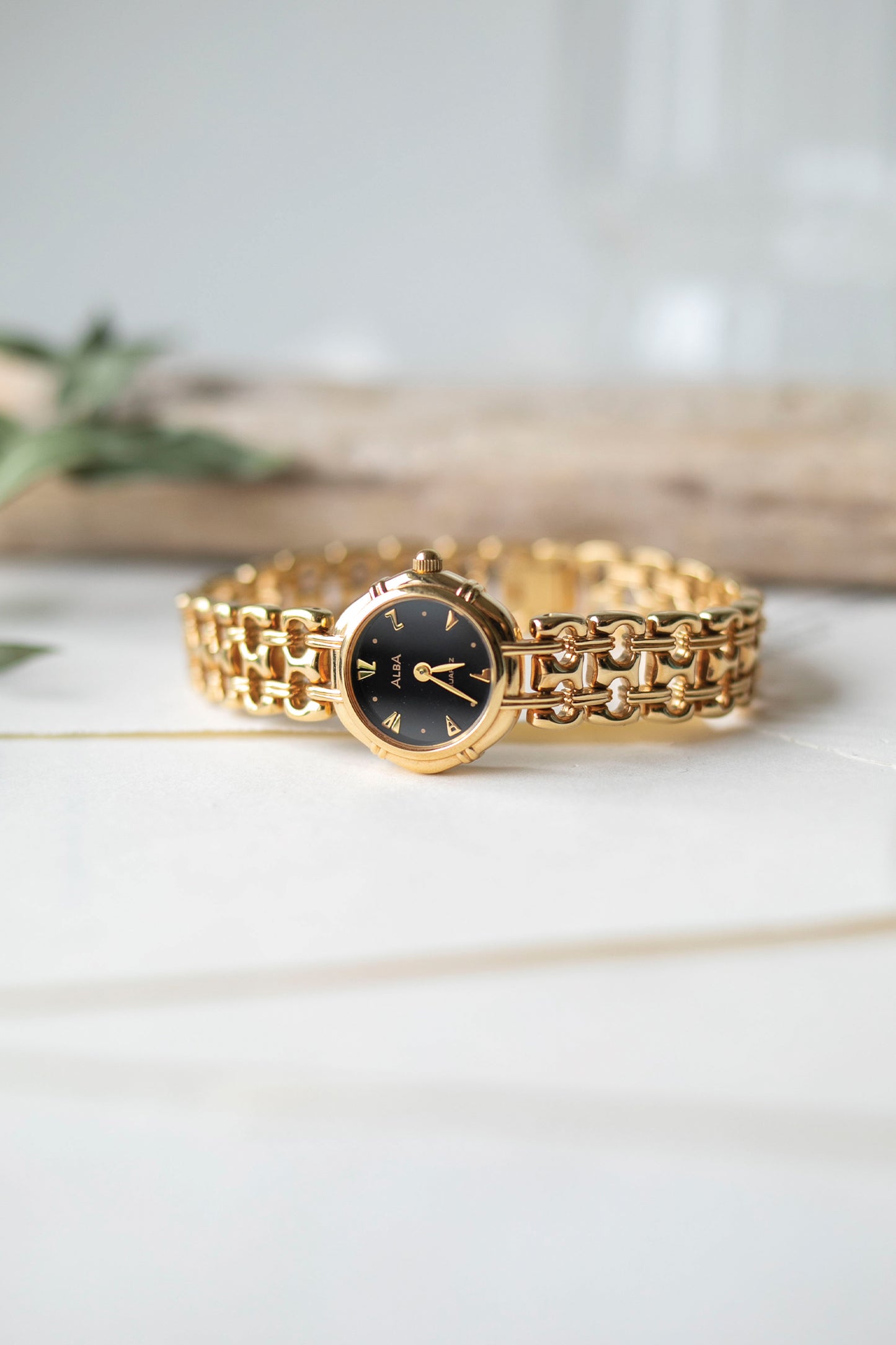 True Vintage: Alba Anya