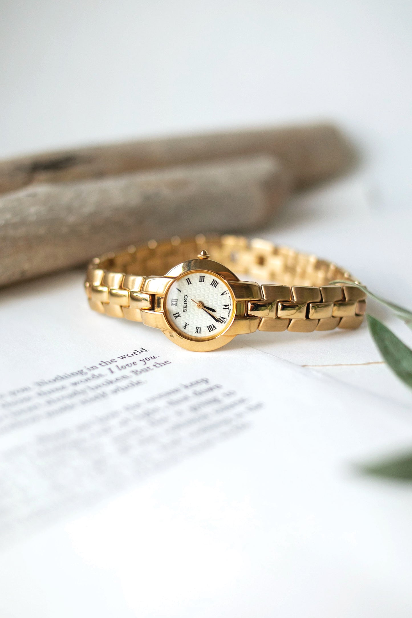 True Vintage: Seiko Iris (Gold)
