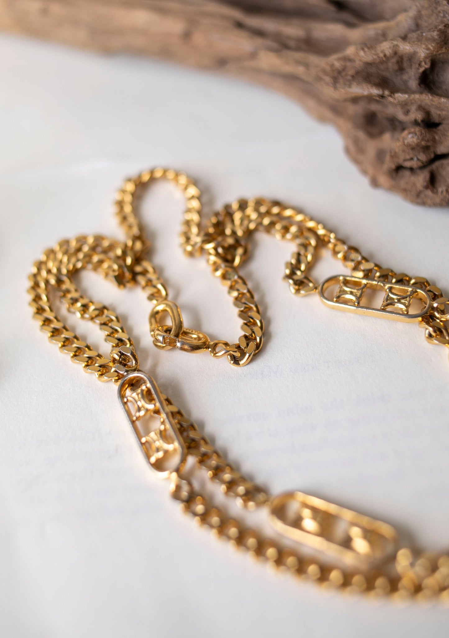 Vintage Jewelry: Celine Arc de Triomphe Gold Chain Necklace J-C01