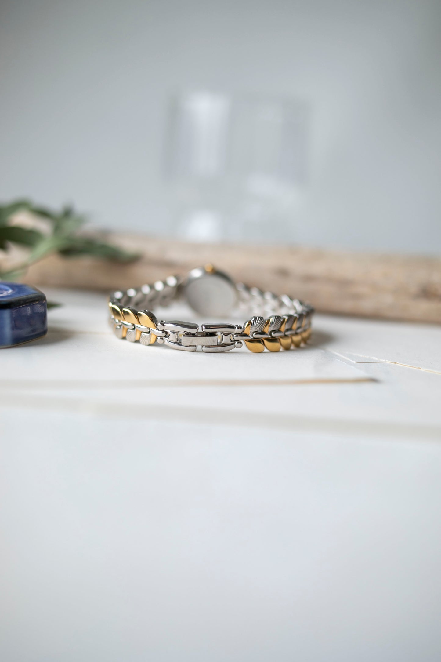 True Vintage: Alba Liora (Dual-toned)