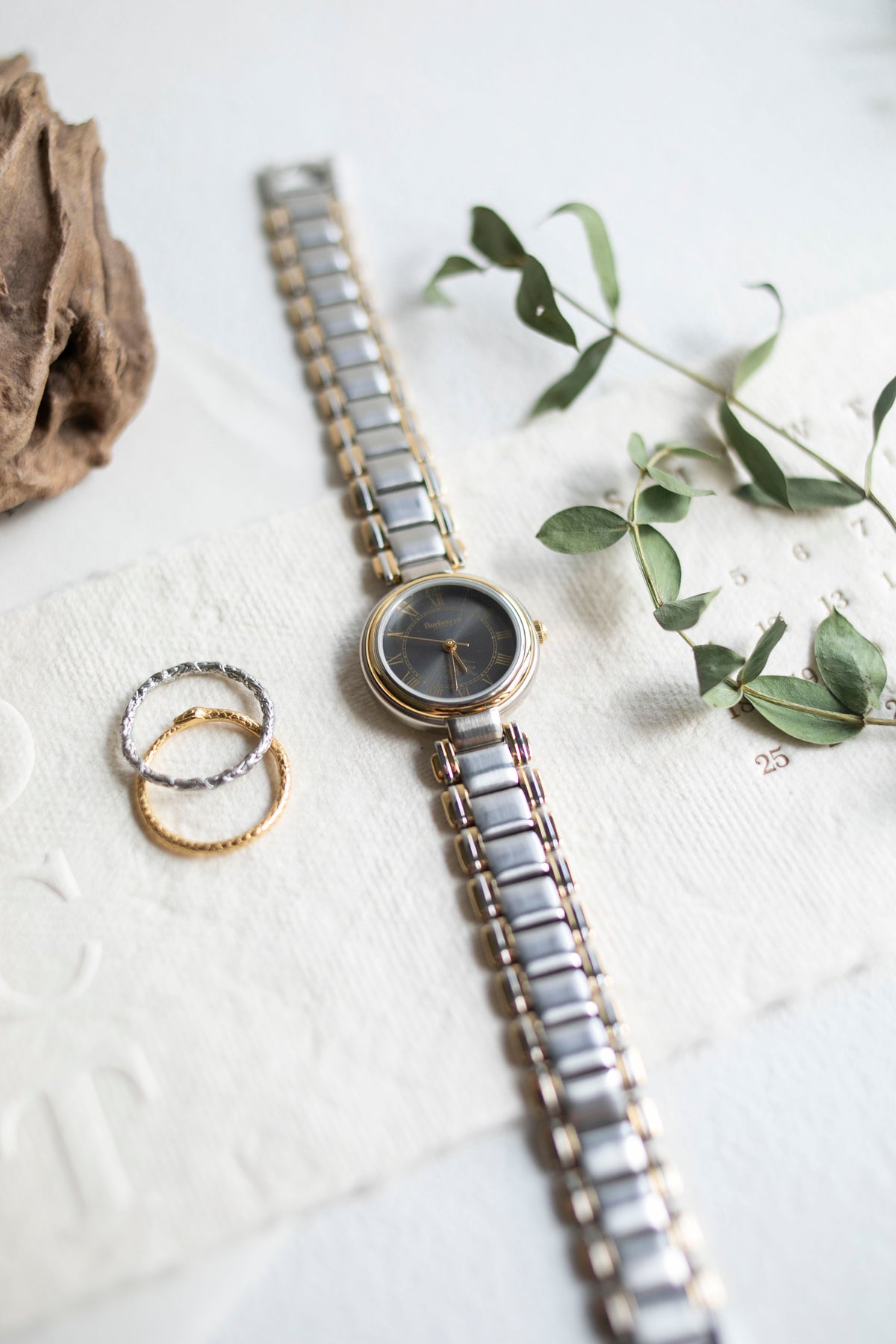 Luxury Vintage: Burberry LX107