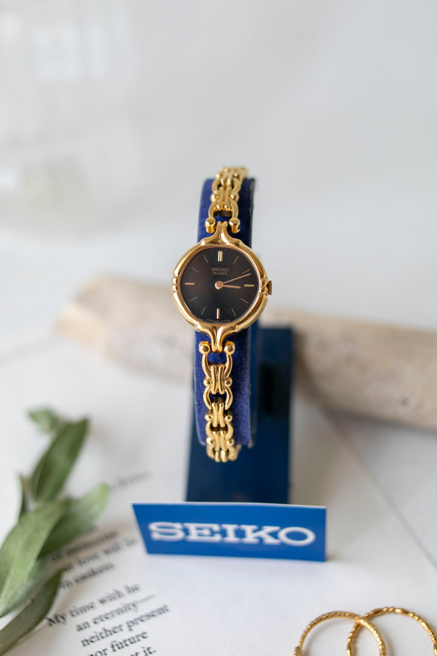 True Vintage: Seiko S154 (Gold)