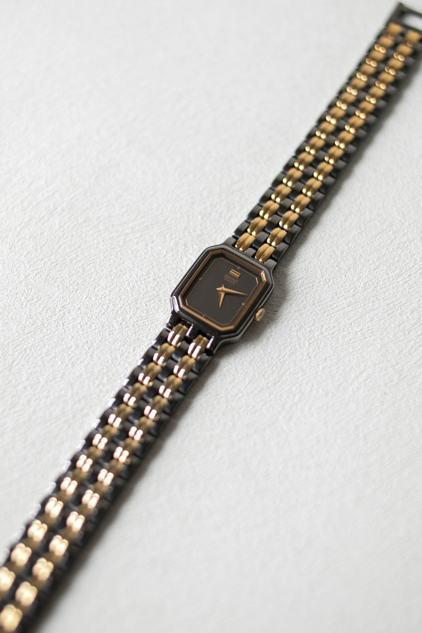 True Vintage: Seiko S77