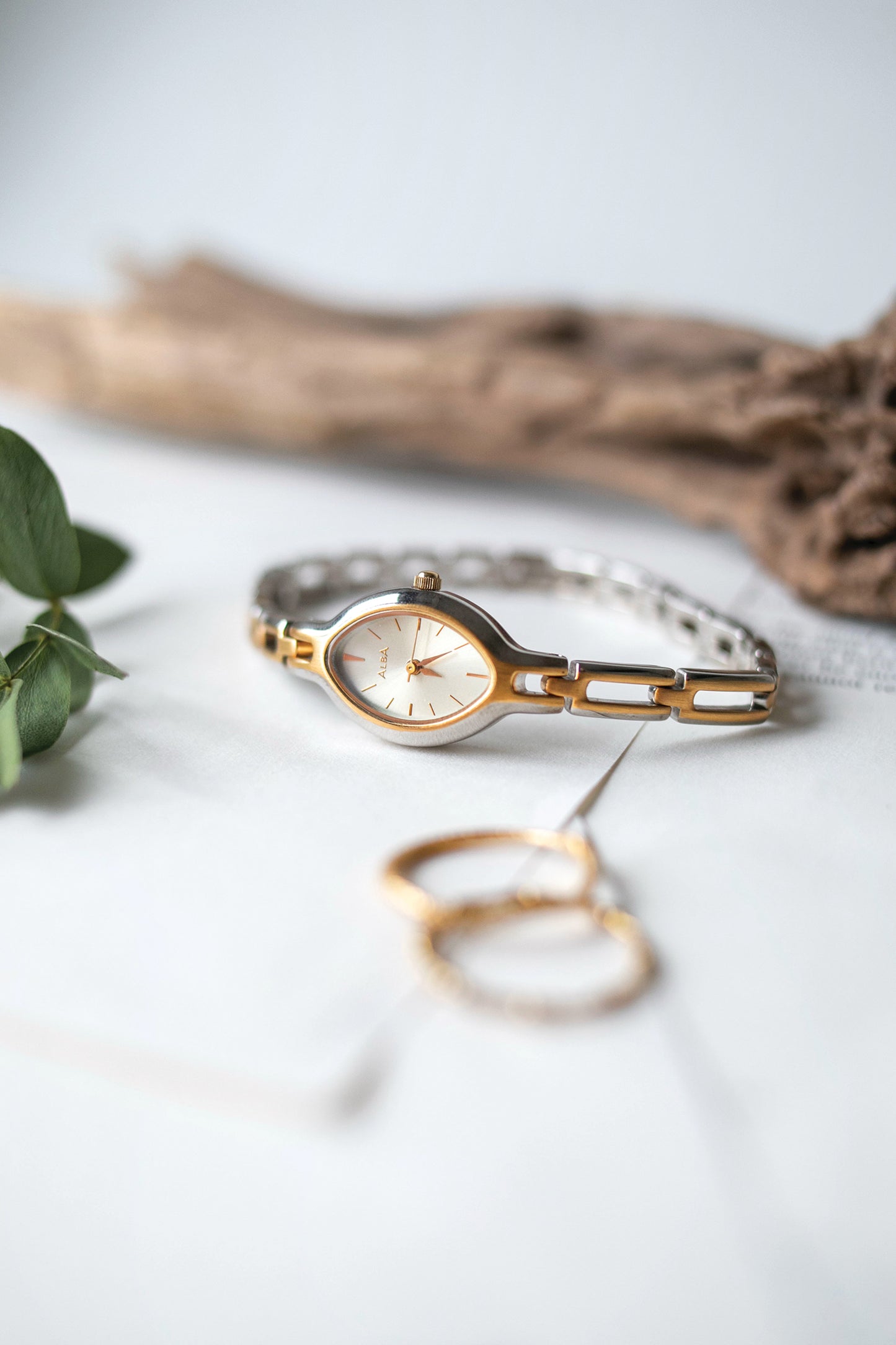 True Vintage: Alba Isobel (Dual)