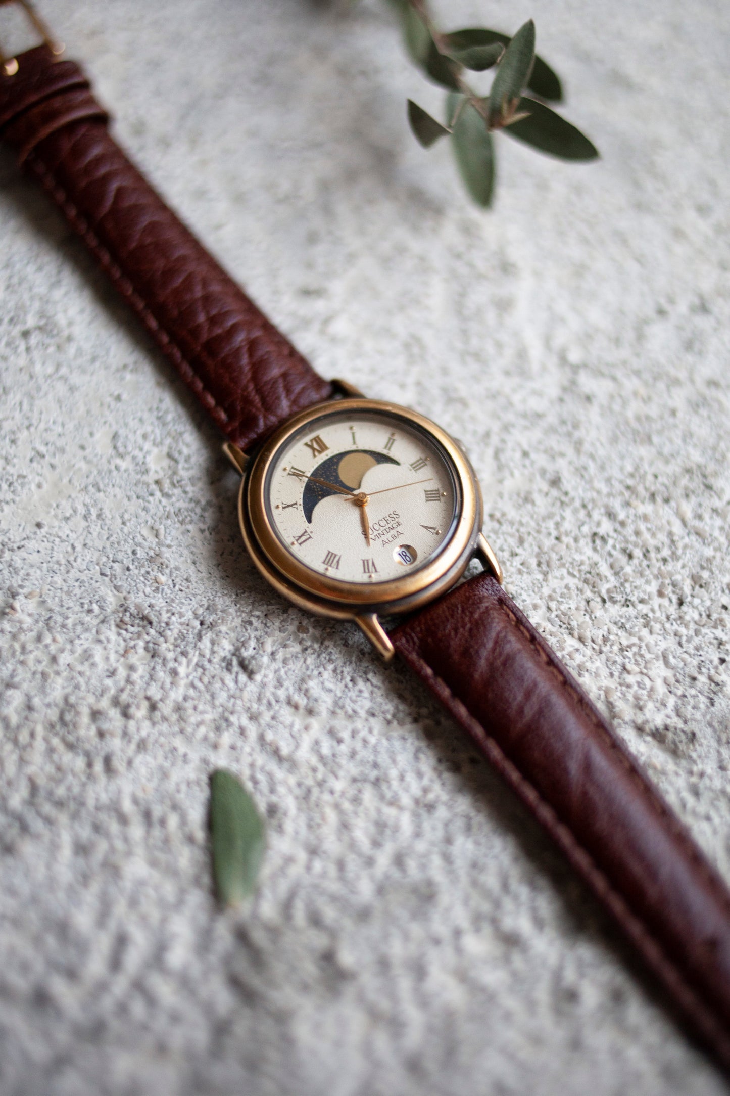 True Vintage: Alba Moonlight