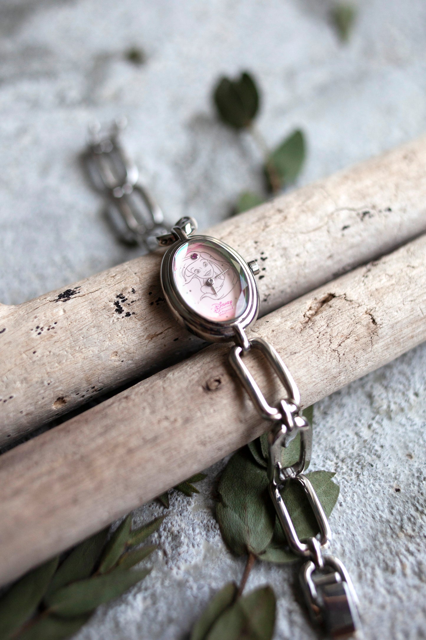 Premium Vintage: Ariel Faceted