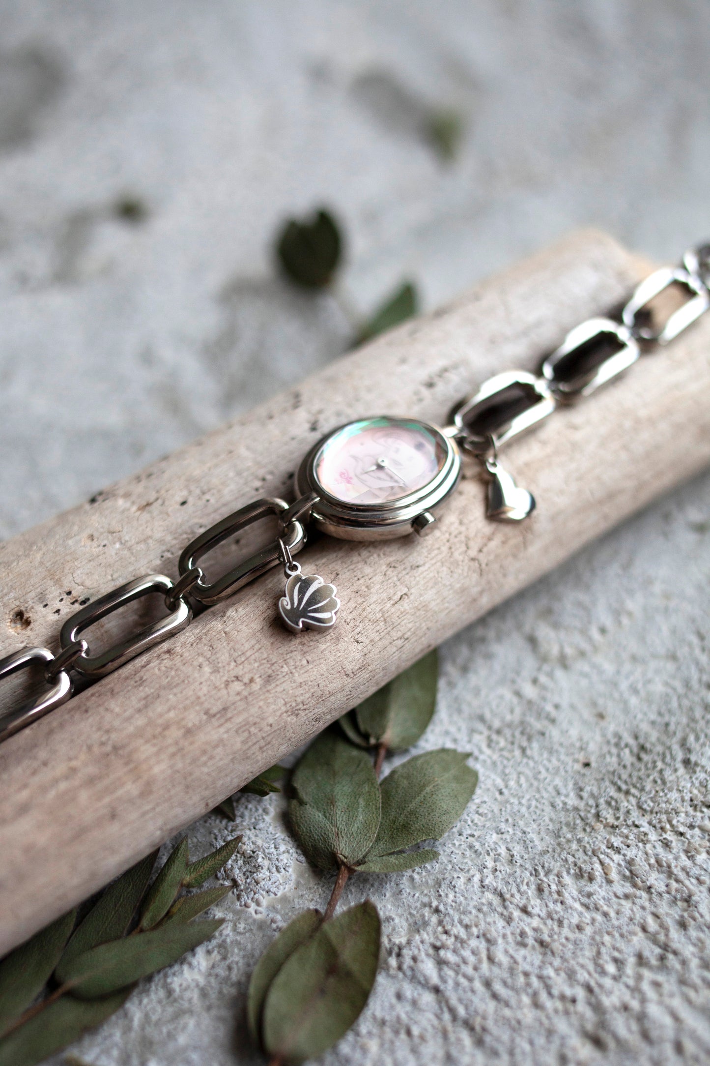 Premium Vintage: Ariel Faceted