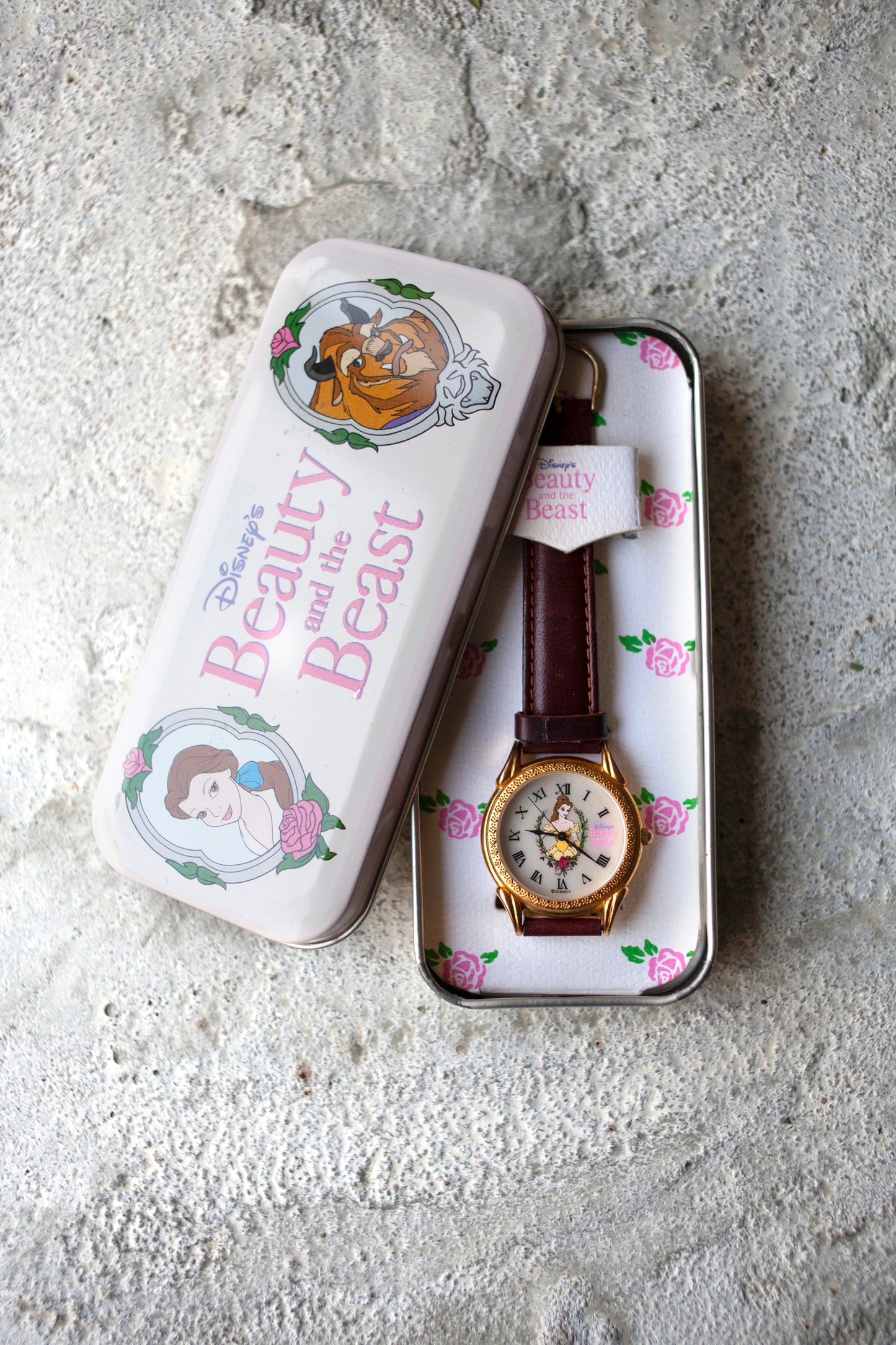 Premium Vintage: Ornate Belle Pearlescent