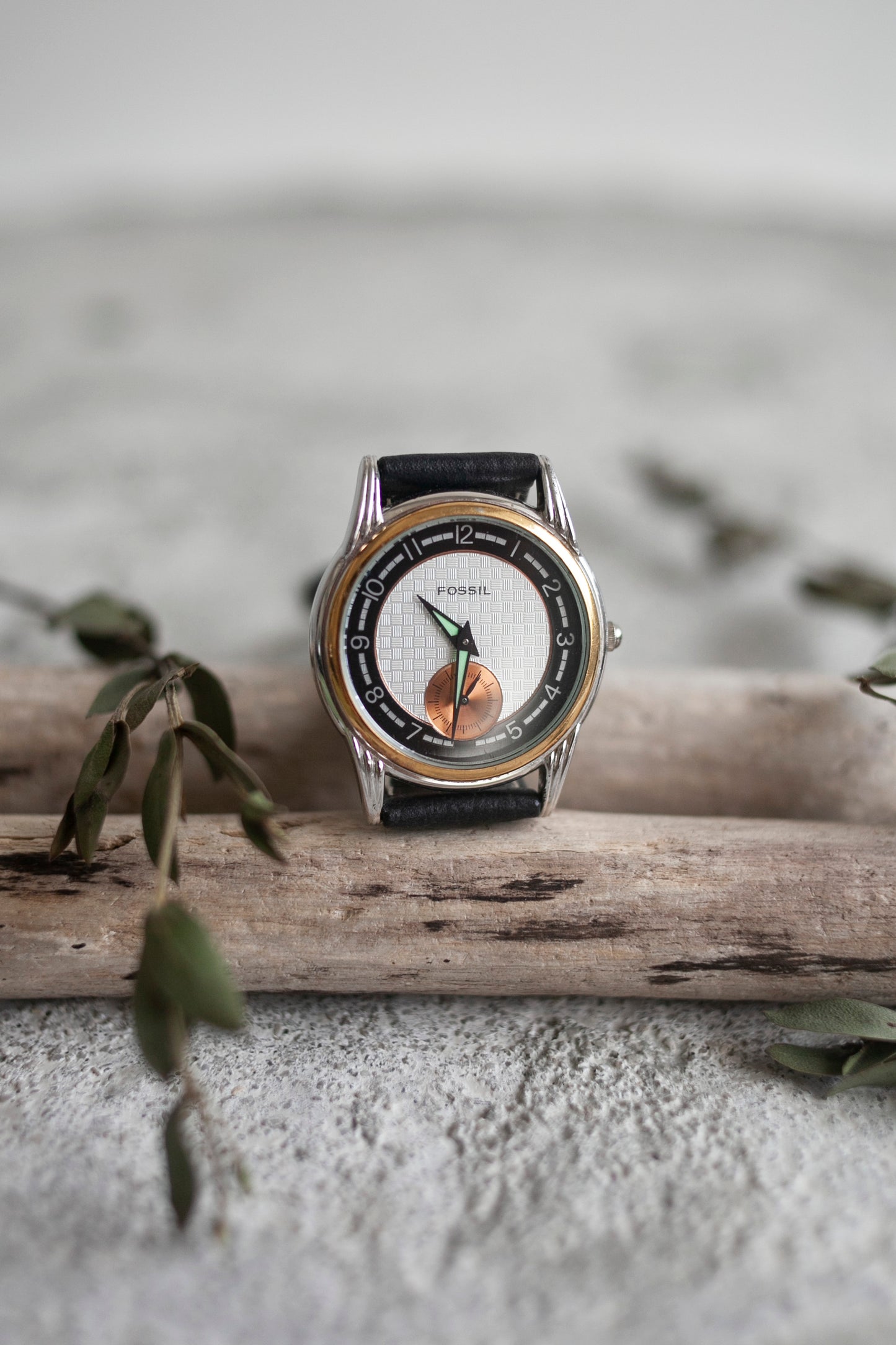 True Vintage: Fossil Crosshatch