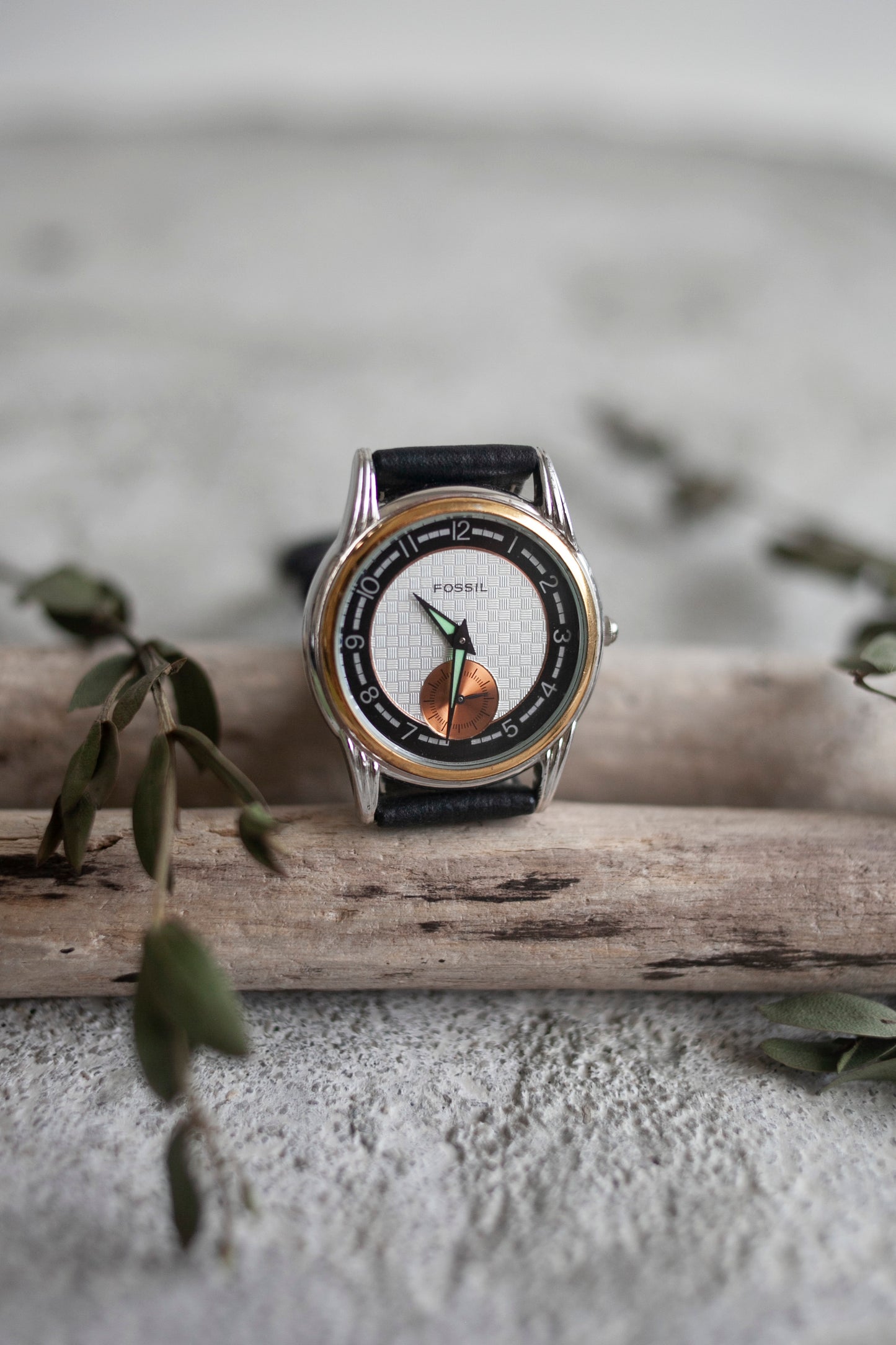 True Vintage: Fossil Crosshatch