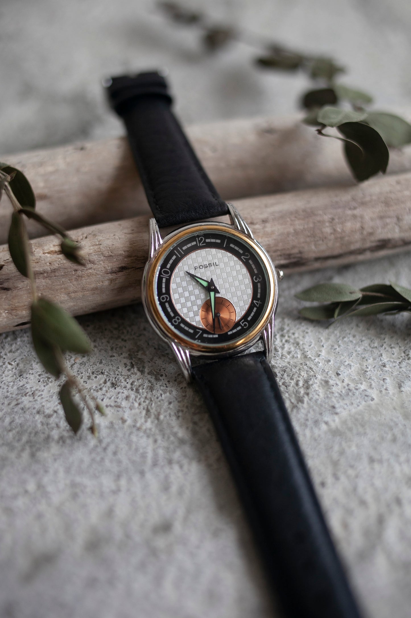 True Vintage: Fossil Crosshatch