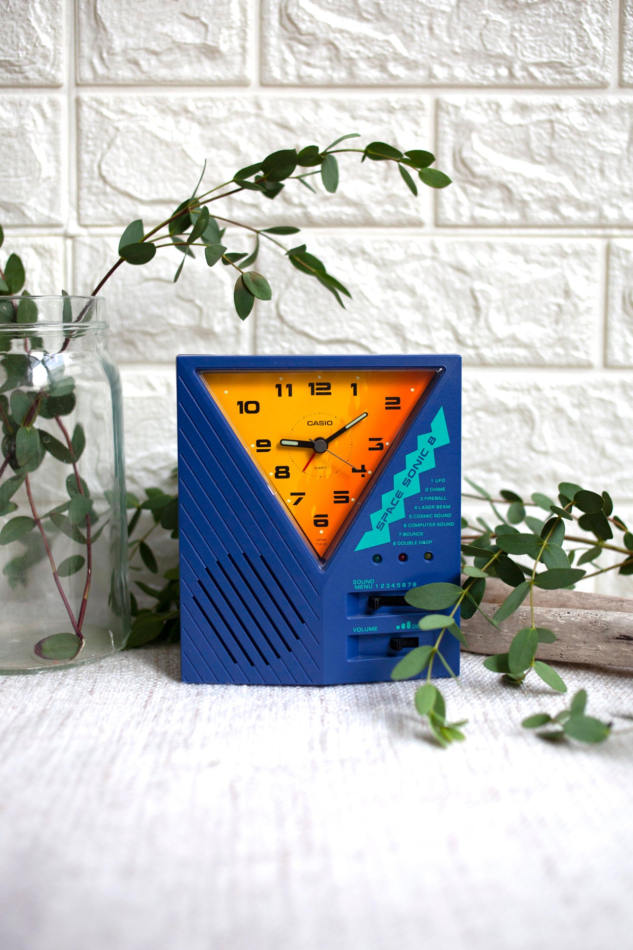 True Vintage: Retro Casio Space Sonic 8 Alarm Clock