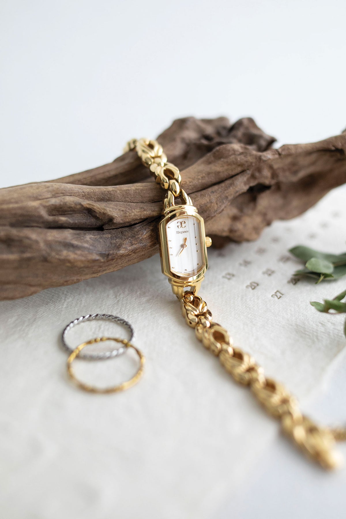 True Vintage: Citizen C9 (Gold)