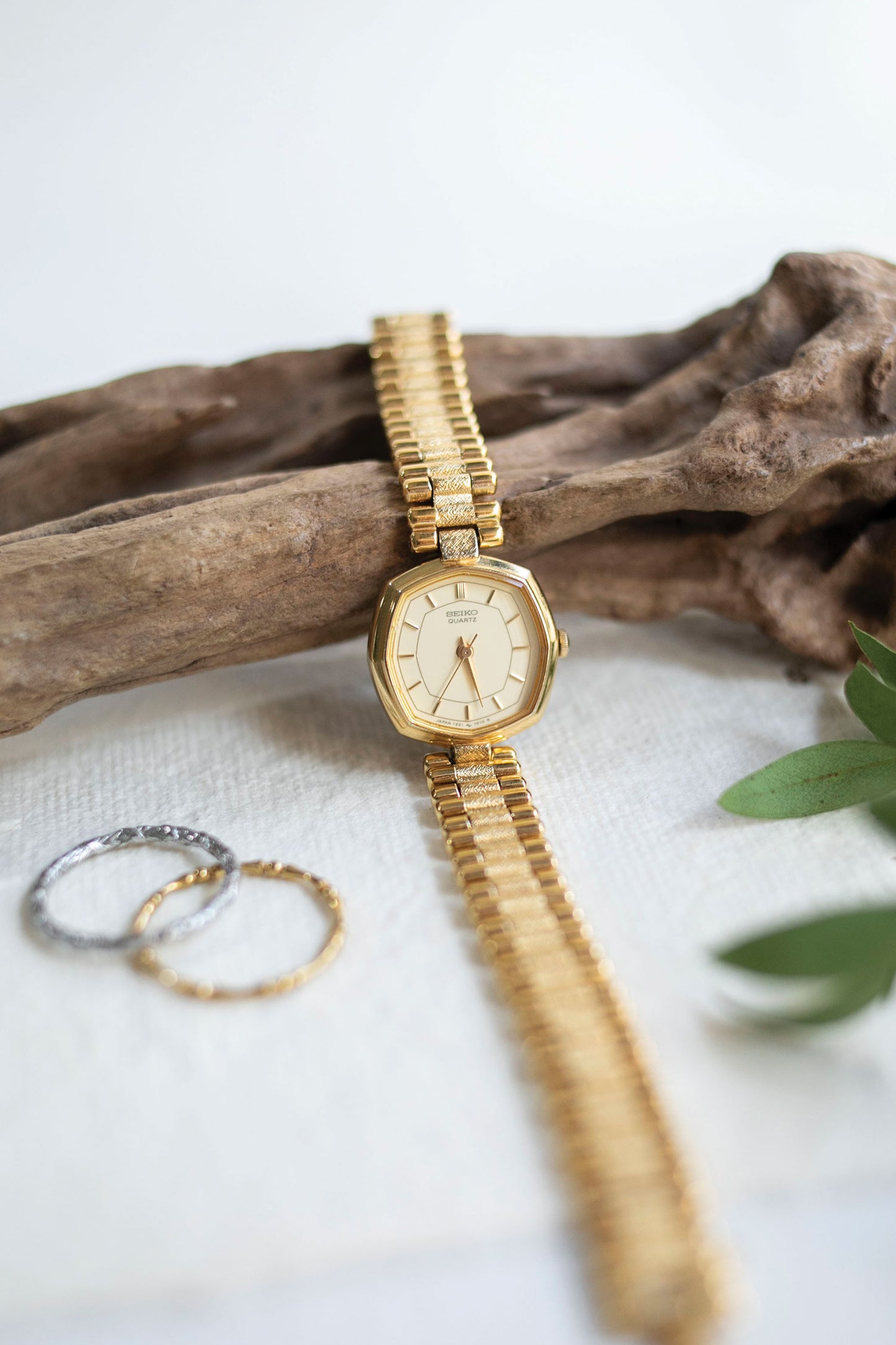 True Vintage: Seiko Quinn (Gold)