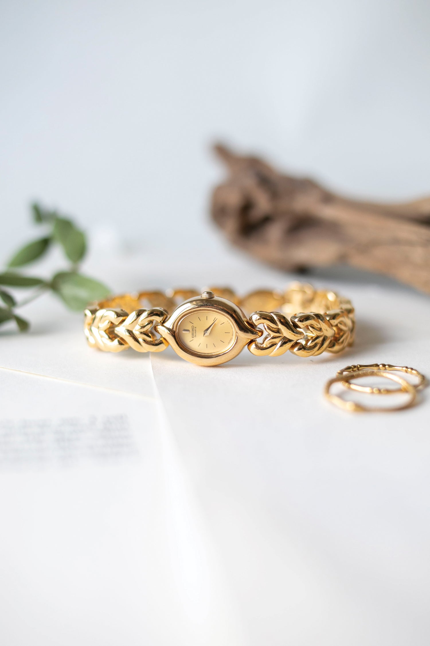 True Vintage: Seiko Lyra (Gold) (10881763344543)