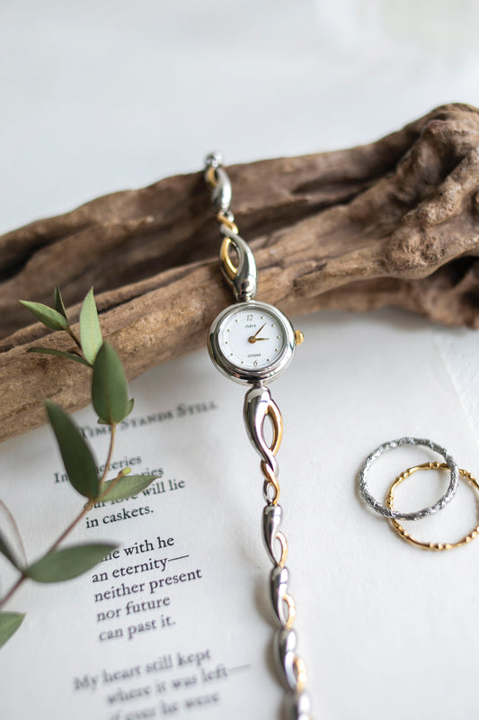 True Vintage: Citizen Twist (10906477363359)