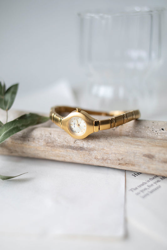 True Vintage: Alba Xen (Gold)