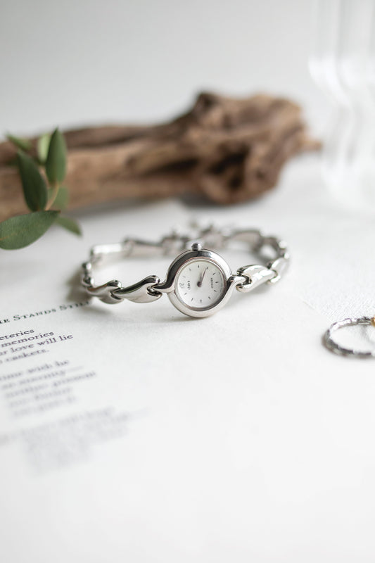 True Vintage: Citizen Vane (Silver) (10906478608543)
