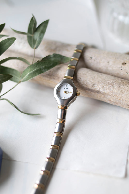 True Vintage: Alba Xen (Dual-toned)