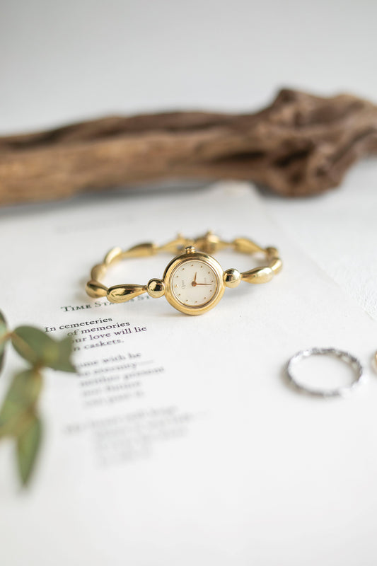 True Vintage: Citizen Teardrop (Gold) (10906554204319)