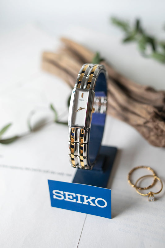 True Vintage: Seiko Array