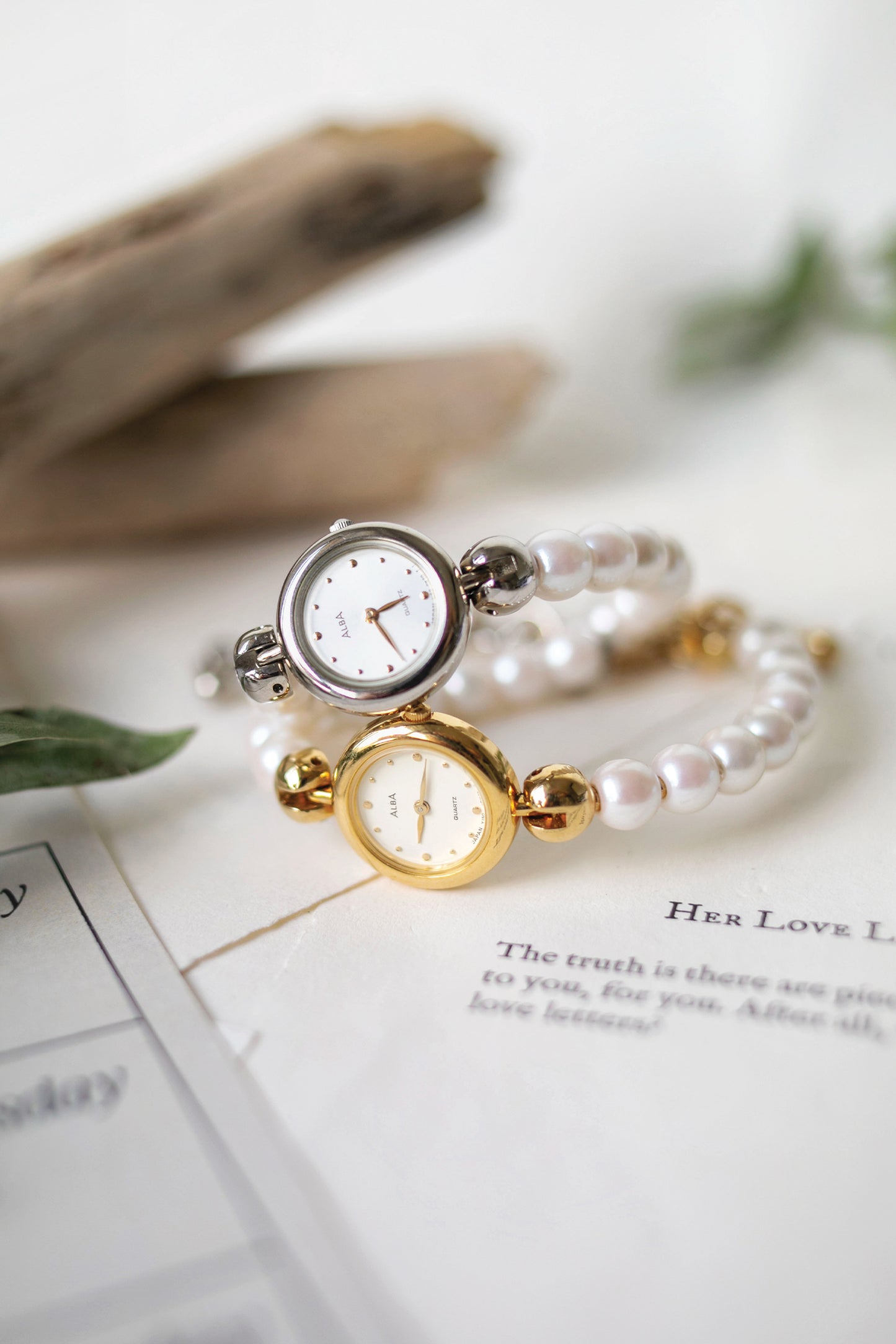 True Vintage: Alba A1 (Silver)