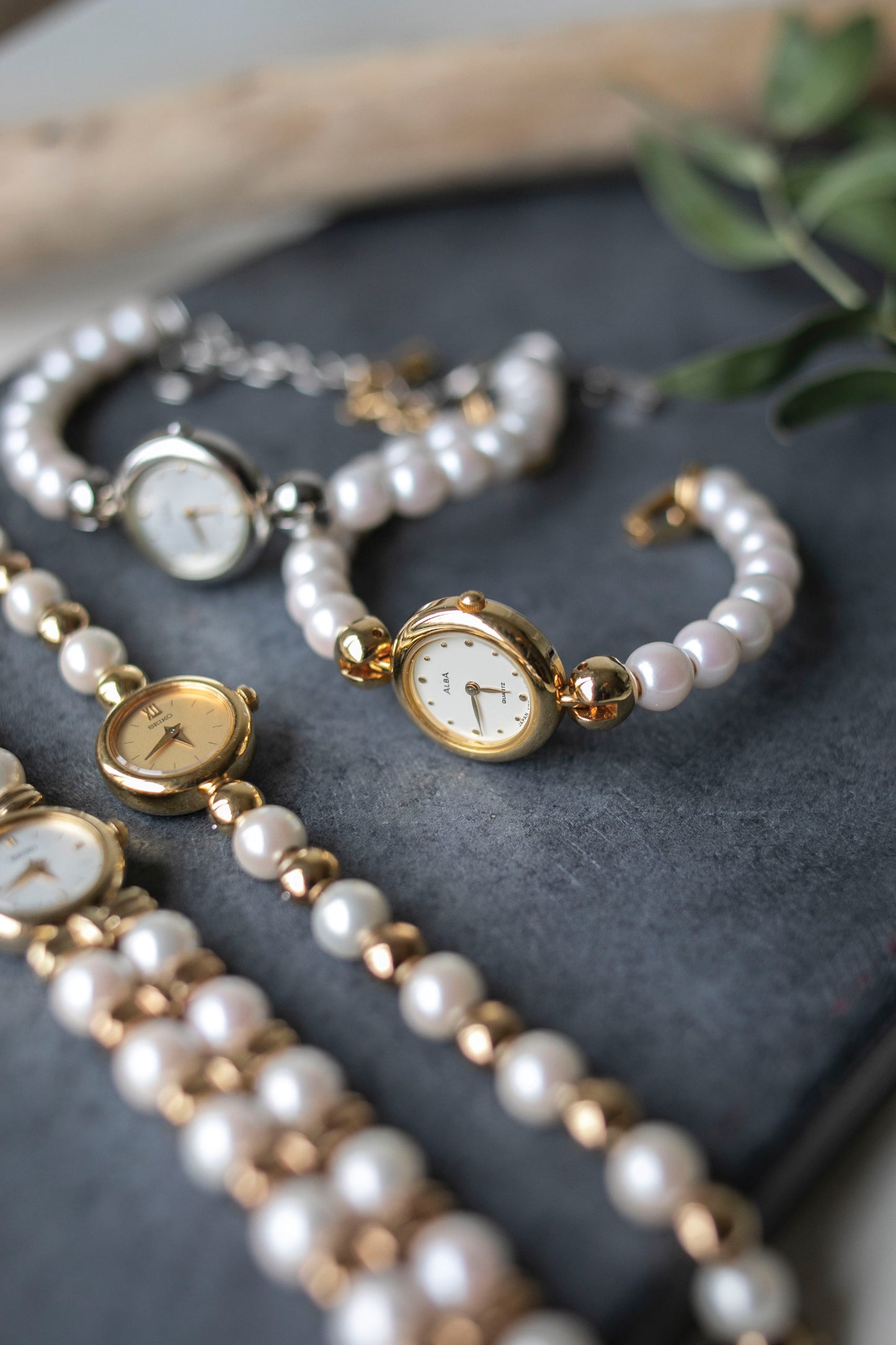 True Vintage: Alba A1 (Silver)