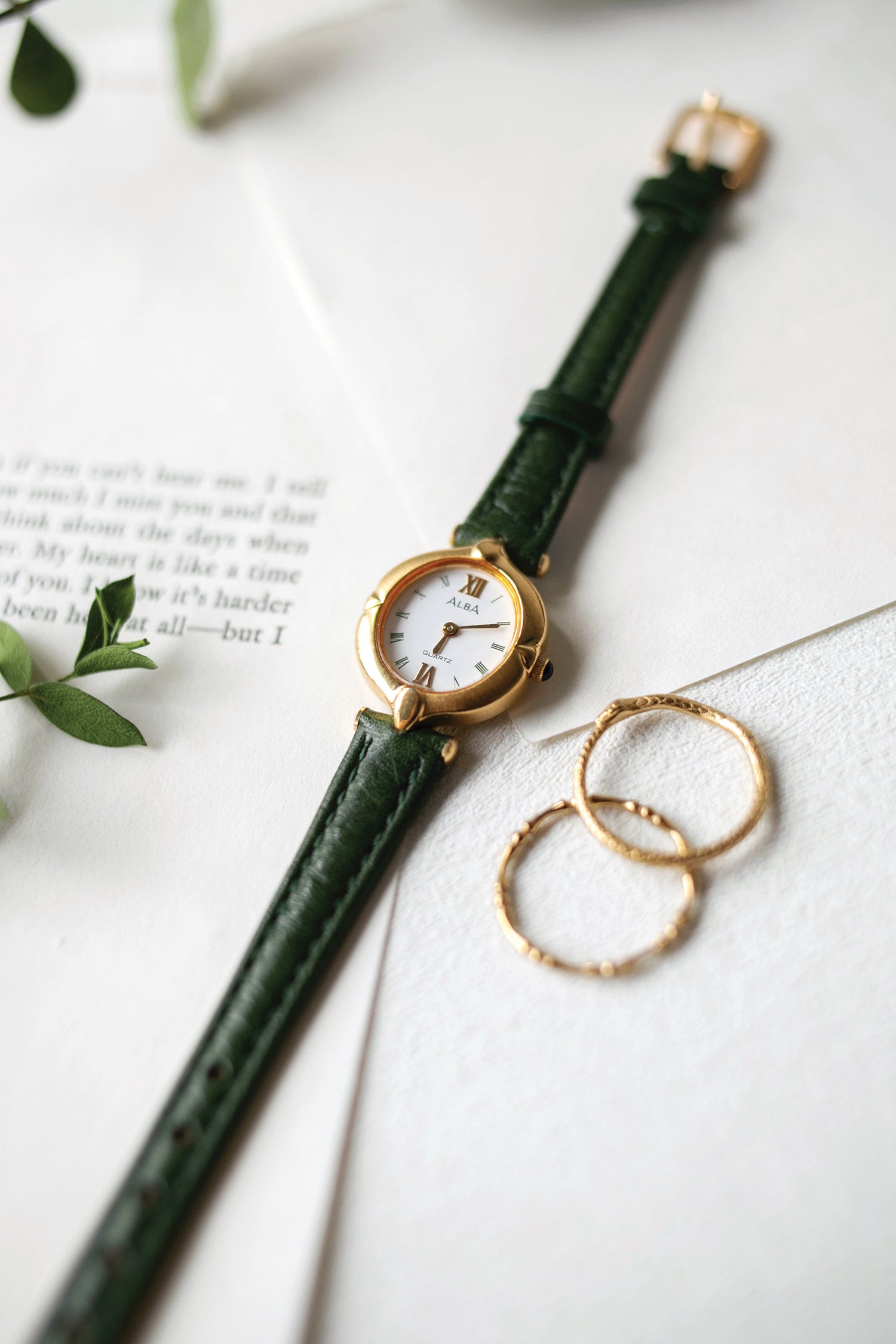 True Vintage: Alba A26 (Gold) (10881769898143)