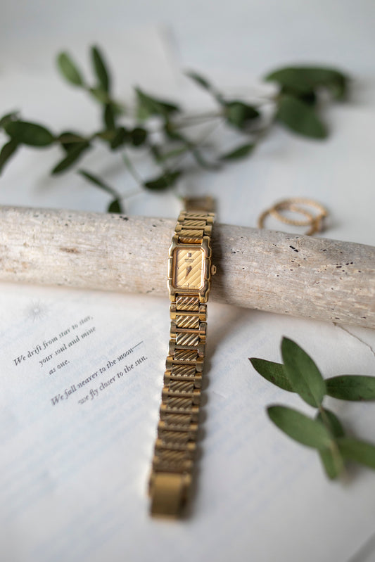 True Vintage: Seiko Tilt