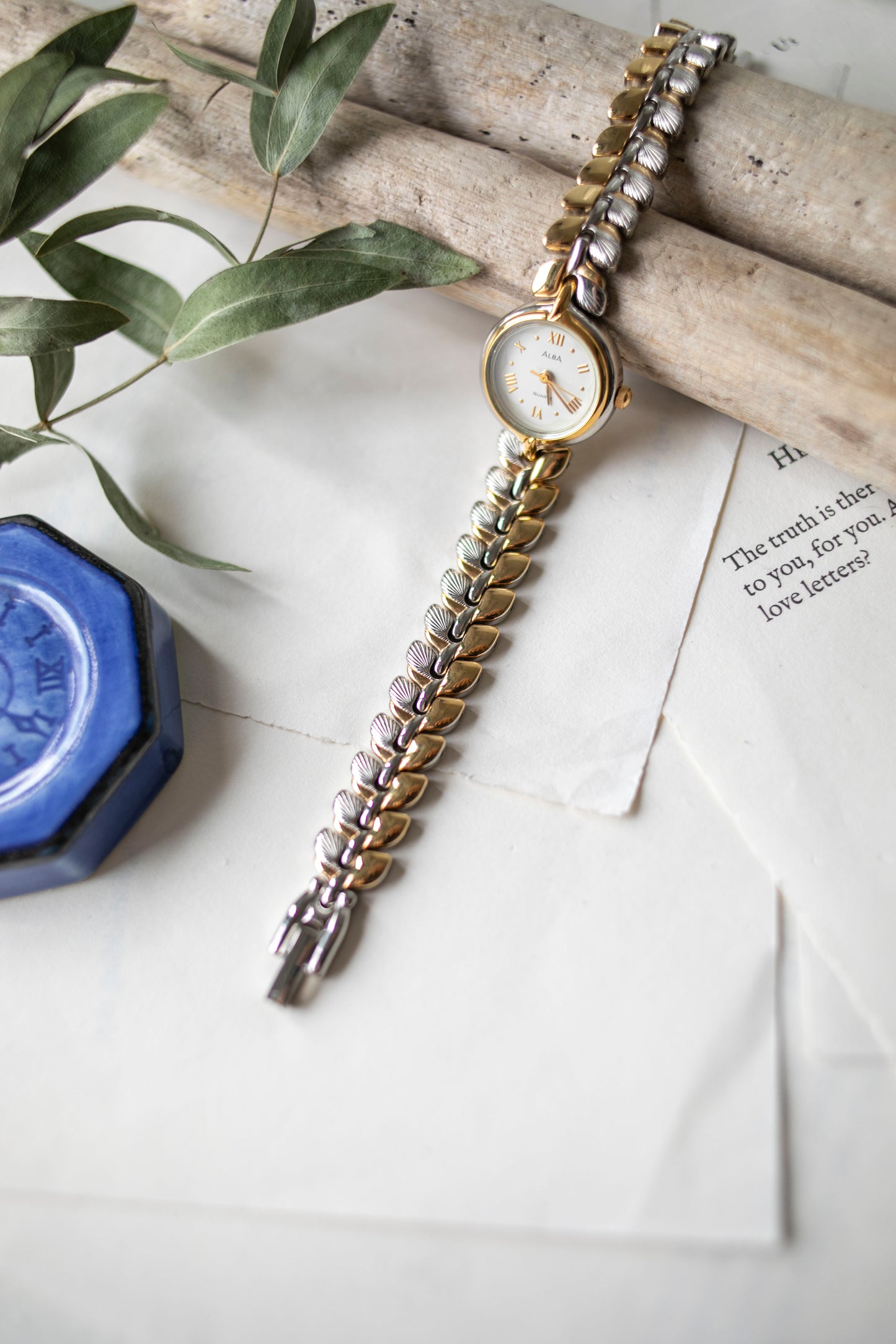 True Vintage: Alba Liora (Dual-toned)