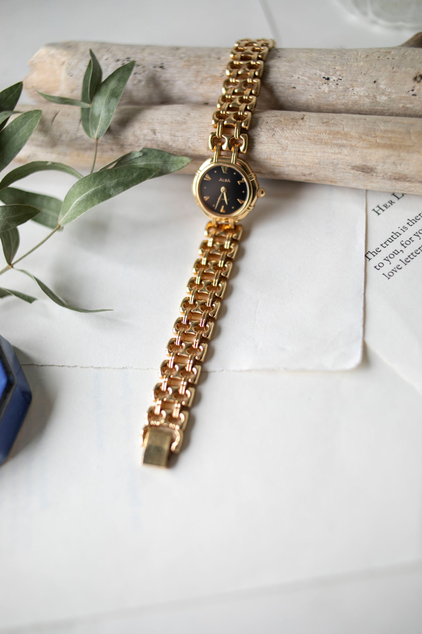 True Vintage: Alba Anya