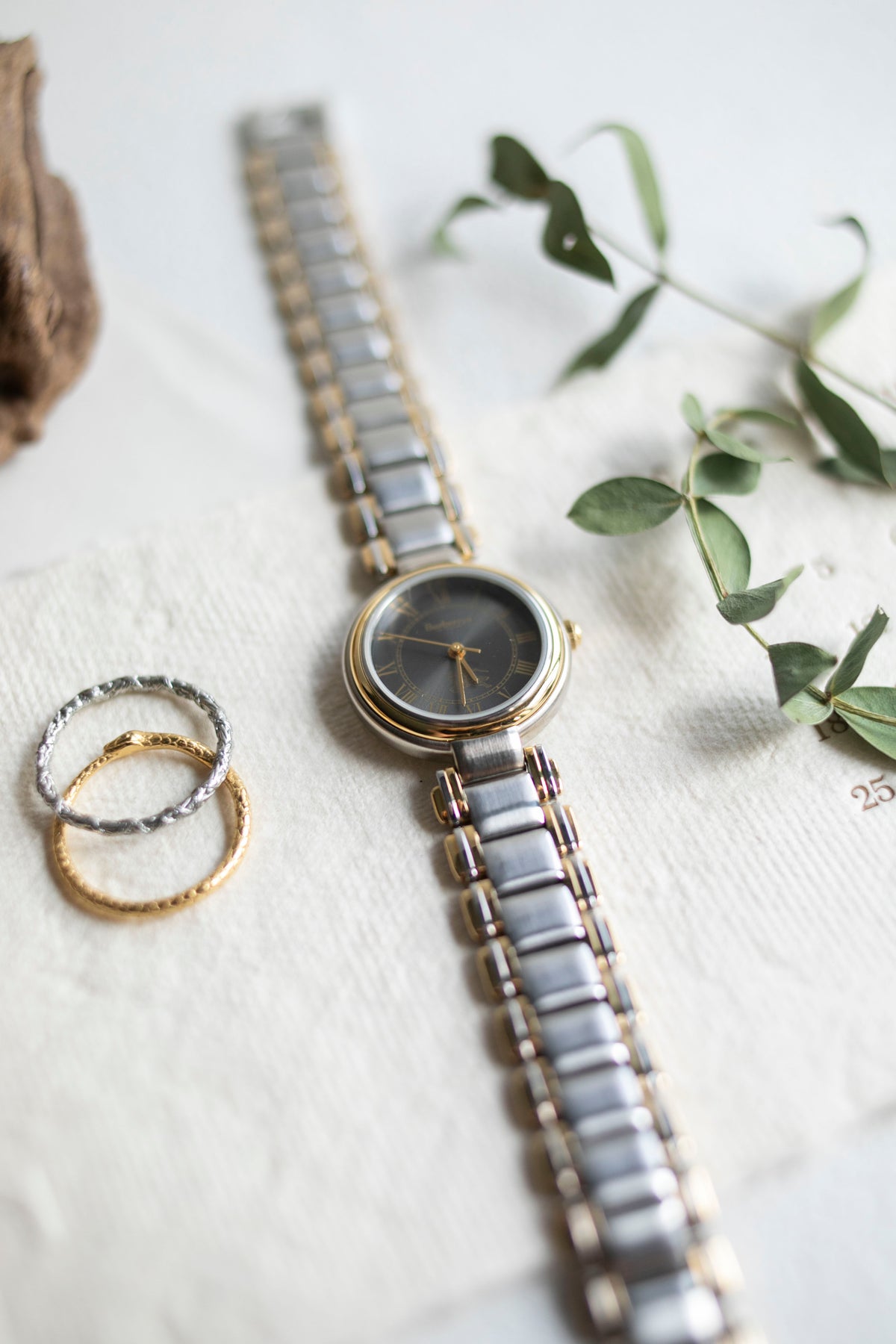 Luxury Vintage: Burberry LX107