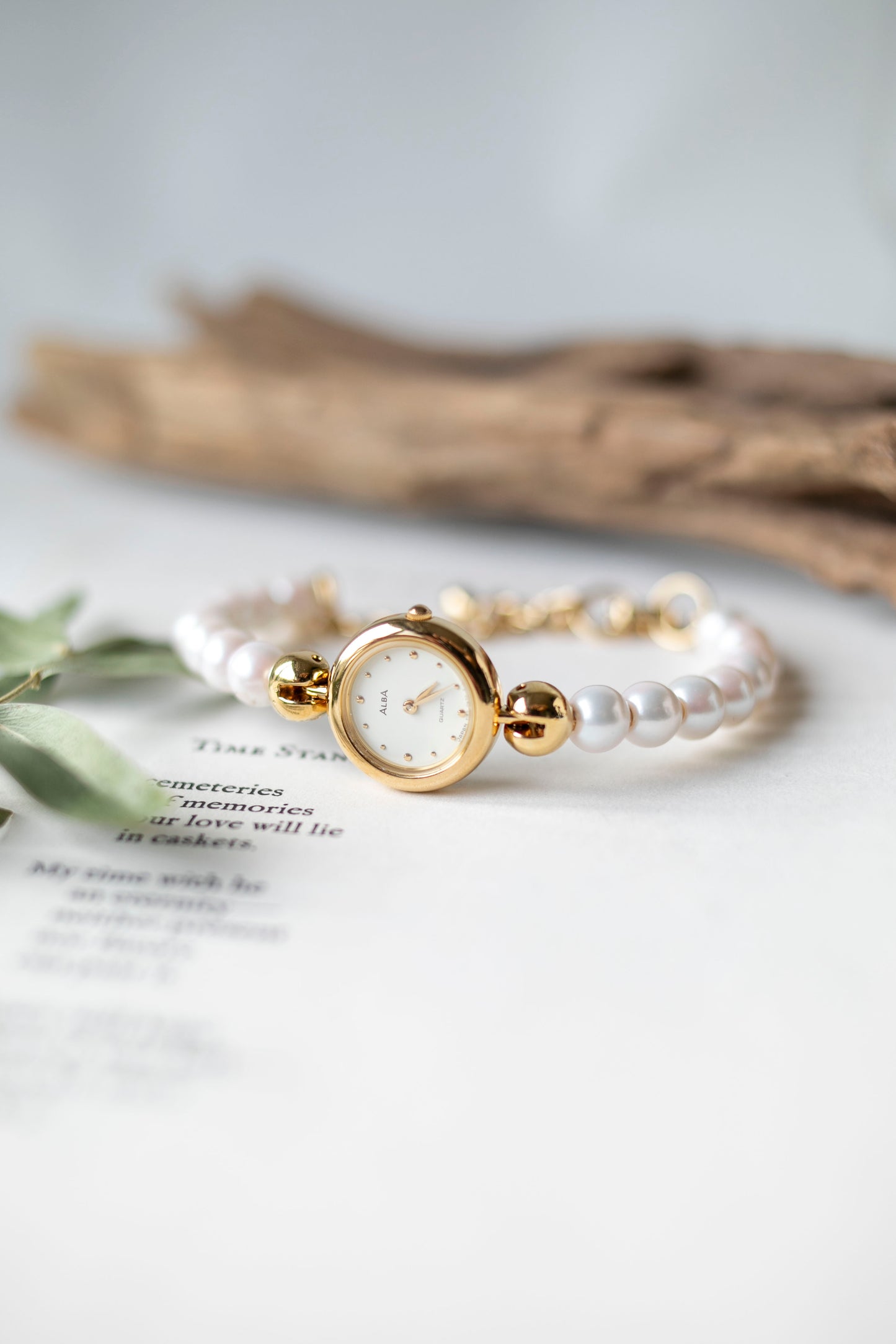 True Vintage: Alba A1 (Gold)