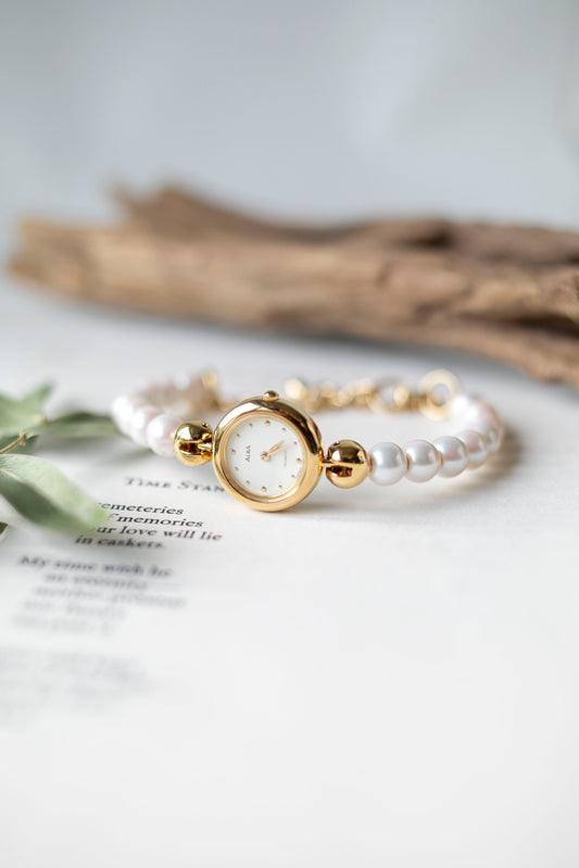 True Vintage: Alba A1 (Gold)