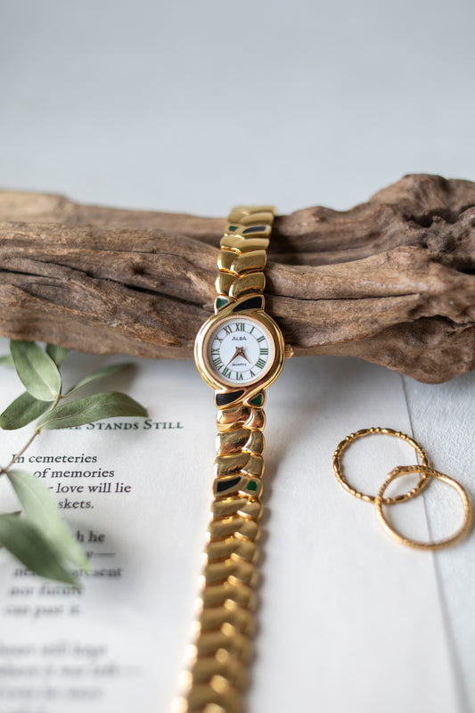 True Vintage: Alba A11 (White)