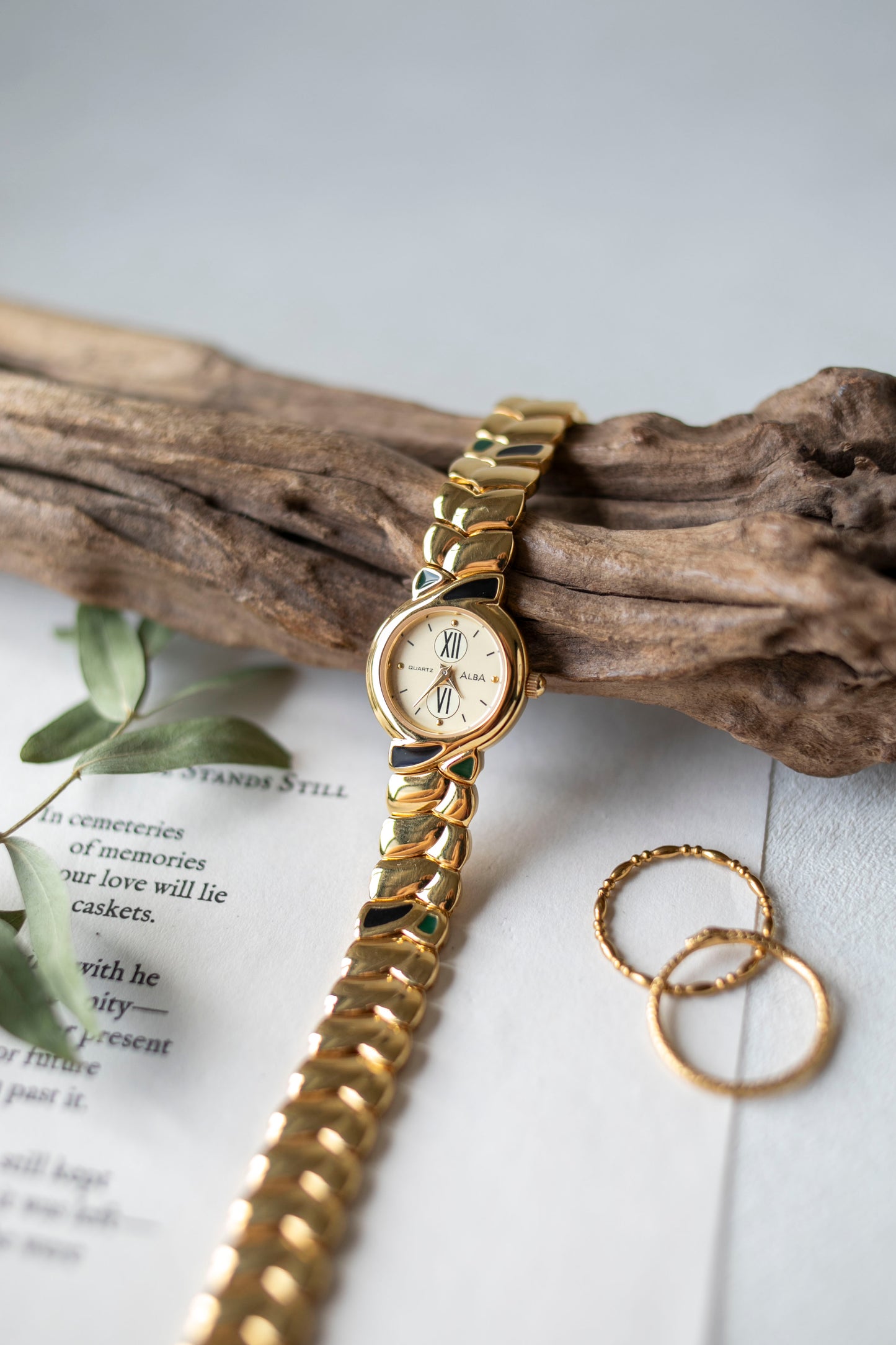 True Vintage: Alba A11 (Gold)