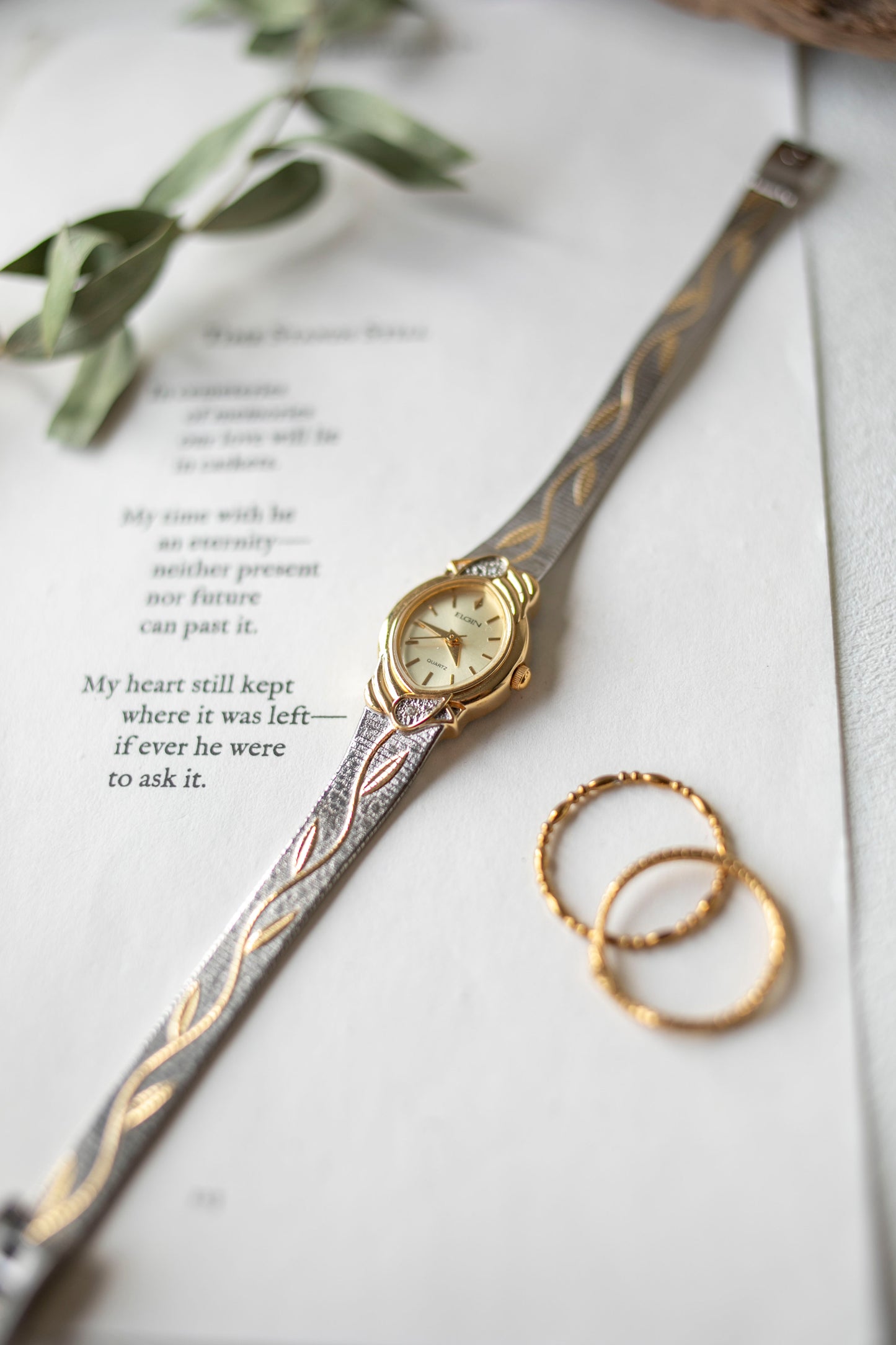 True Vintage: Elgin E2 (Gold)