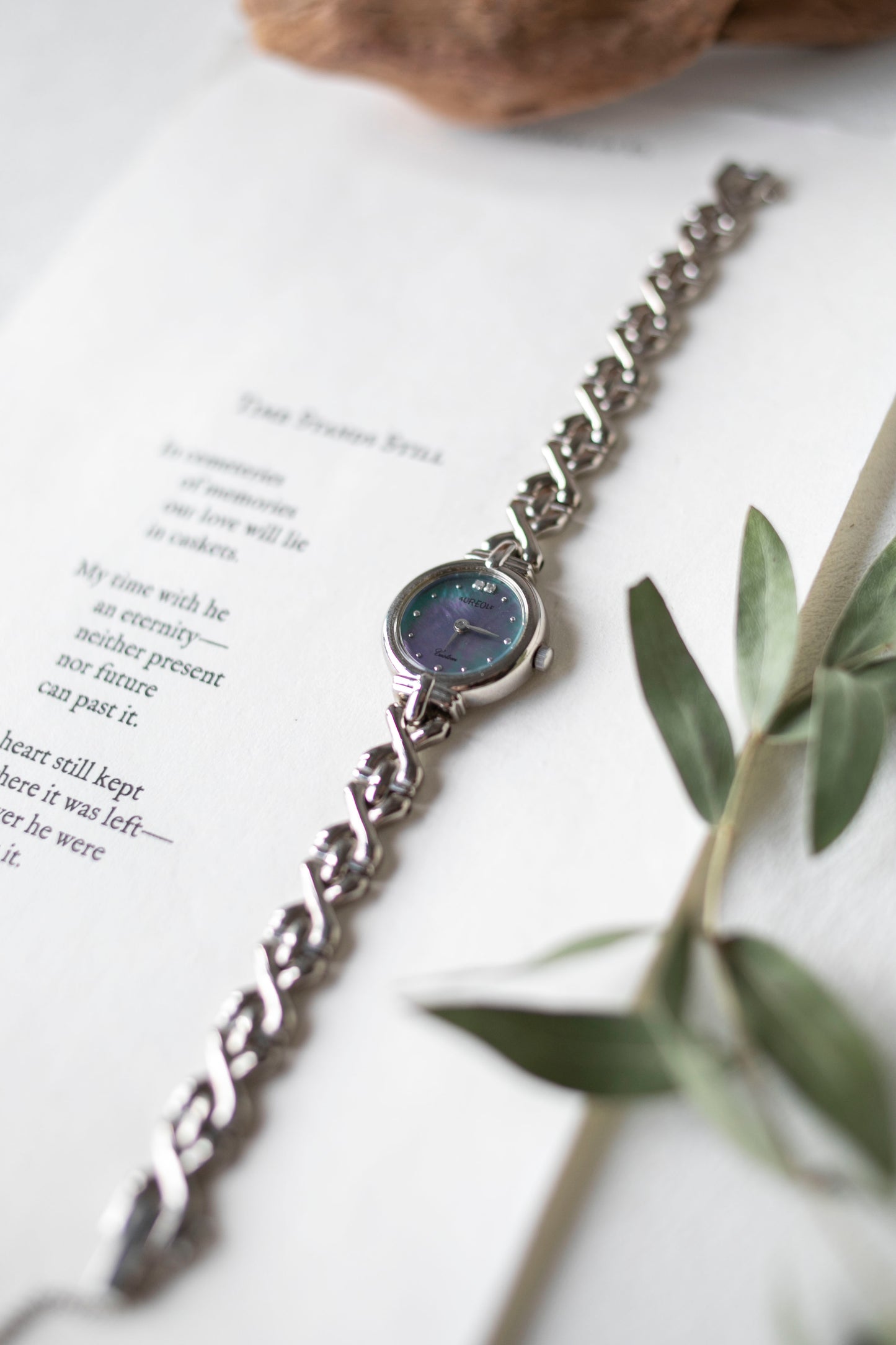 True Vintage: Aureole AU1