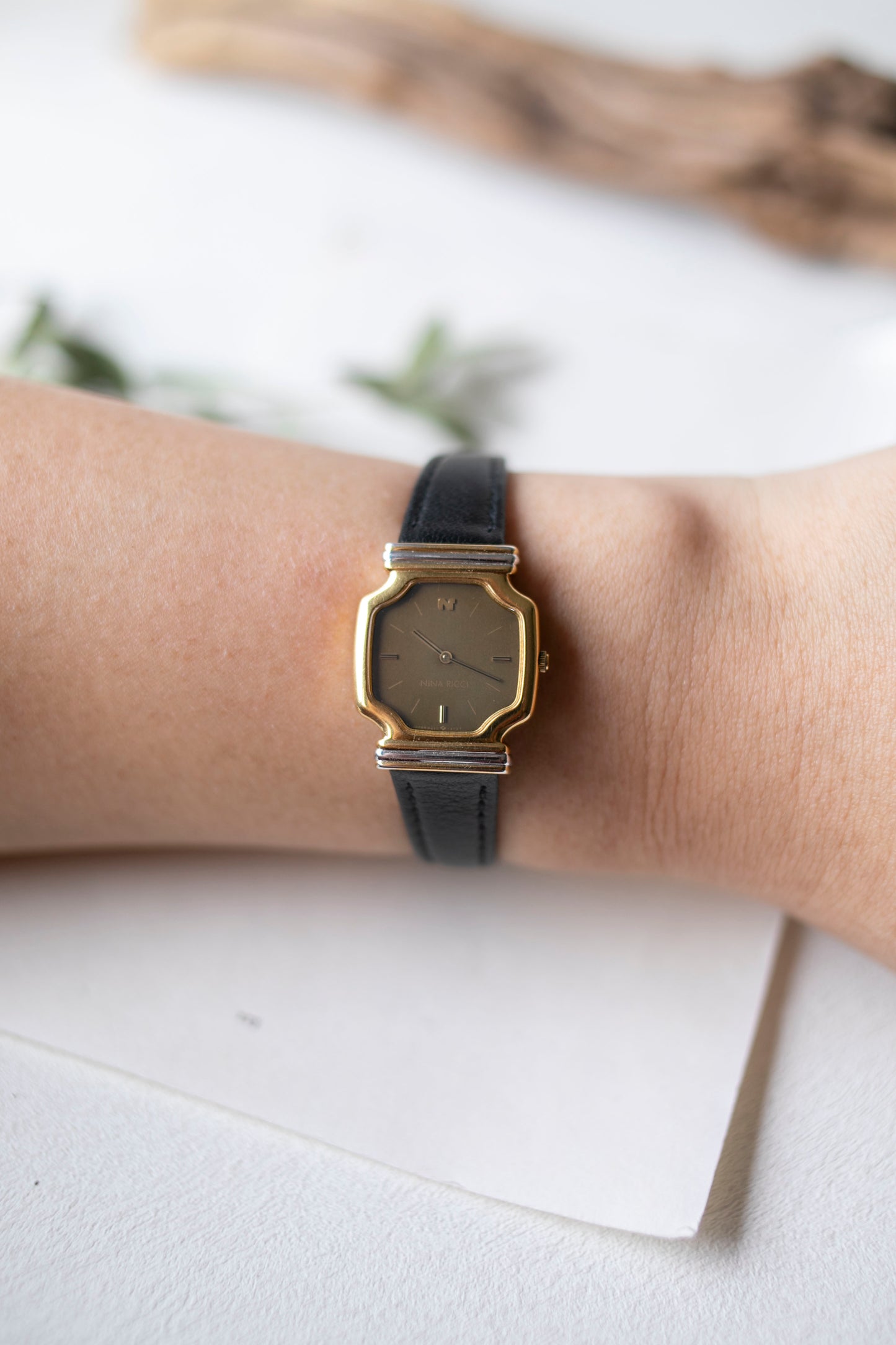 True Vintage: Nina NR2