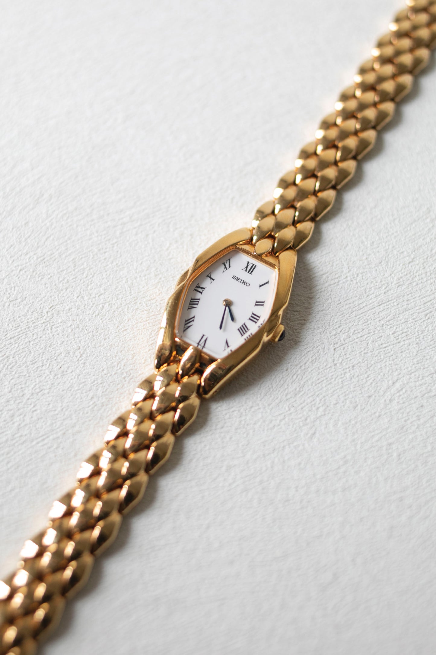 True Vintage: Seiko S16 (White)