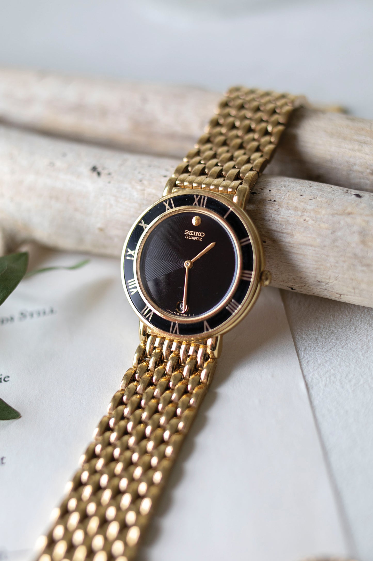 True Vintage: Seiko S37 (Black)