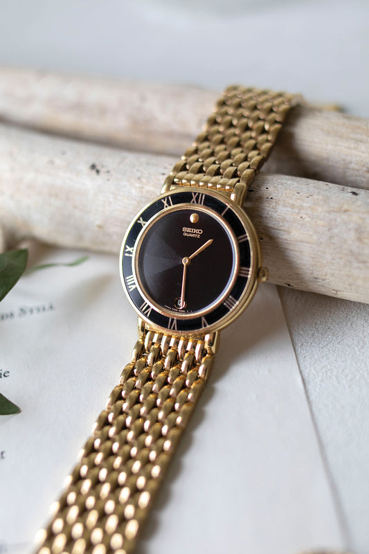 True Vintage: Seiko S37 (Black)