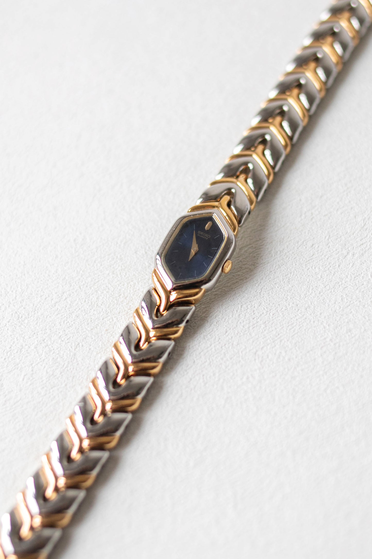 True Vintage: Seiko S5 (Sapphire Blue)