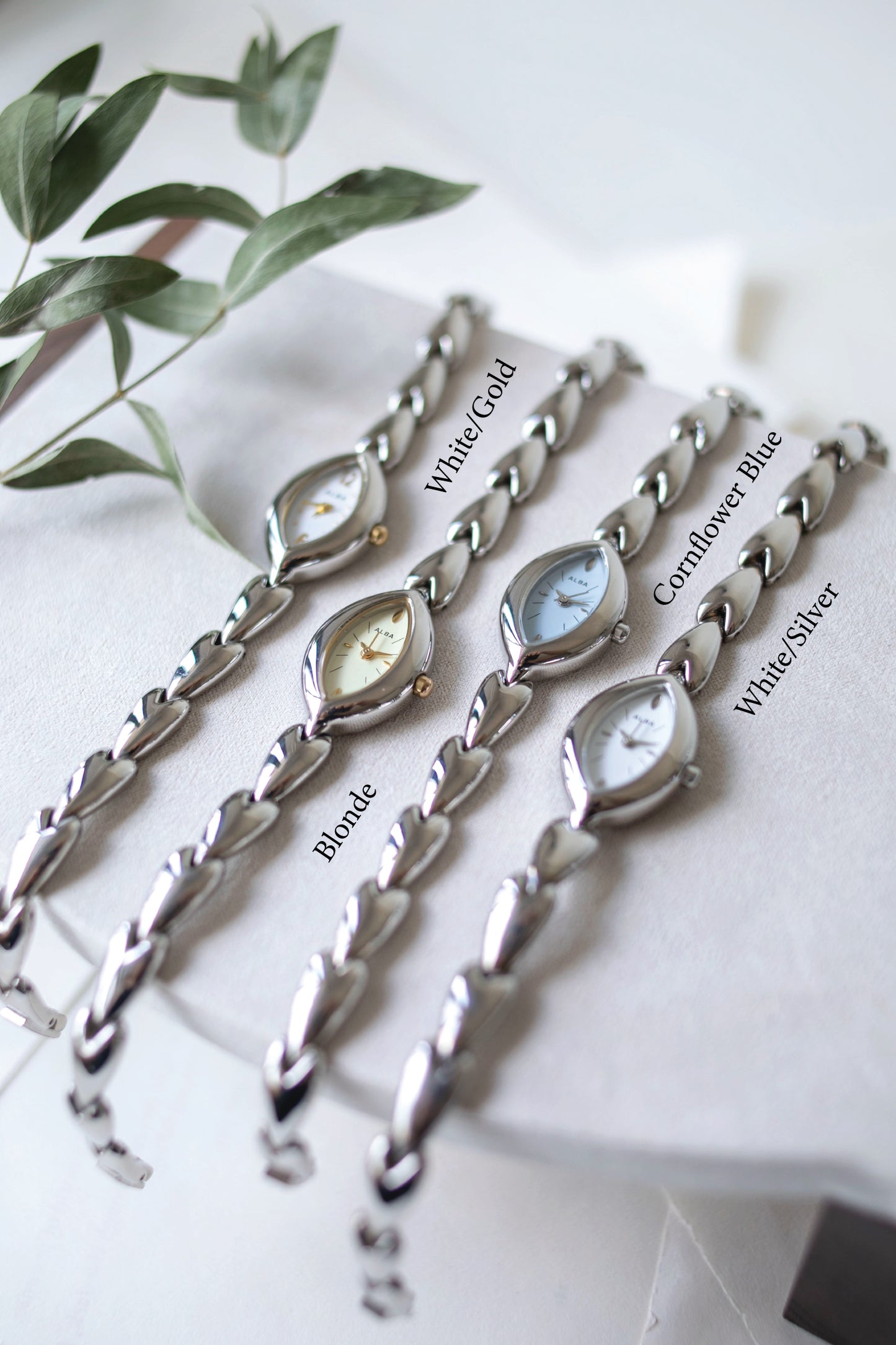 True Vintage: Alba Cintra (Blonde)