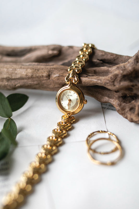 True Vintage: Alba Cassiopeia