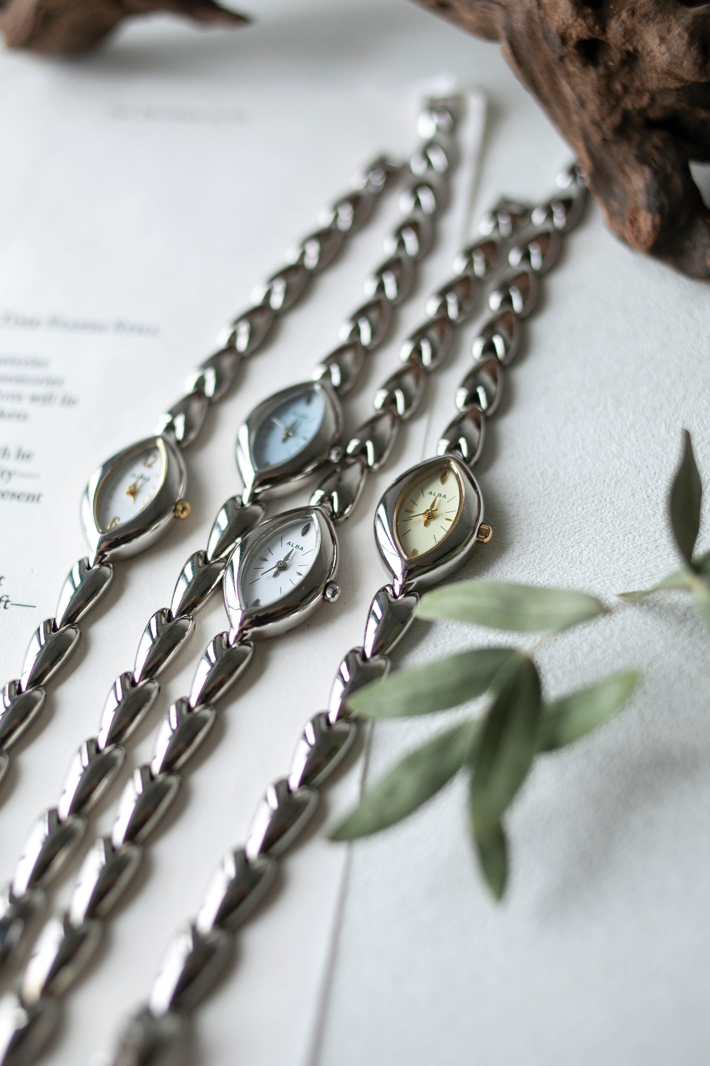 True Vintage: Alba Cintra (Blonde)