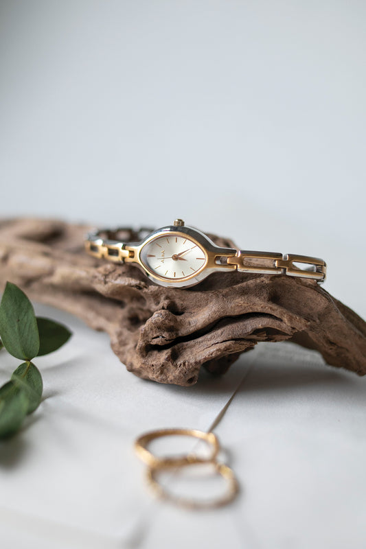 True Vintage: Alba Isobel (Dual)