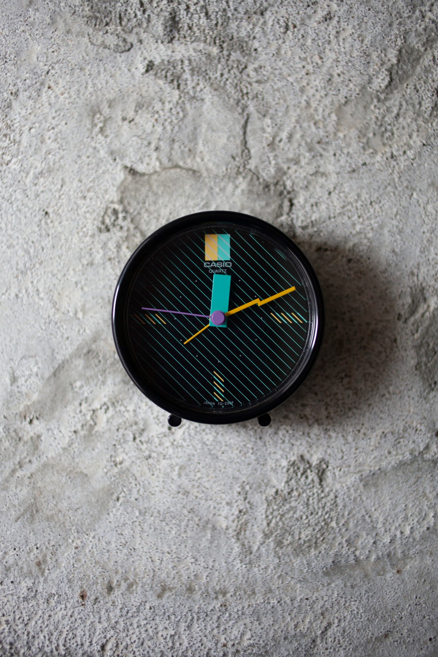True Vintage: Retro Casio Table Clock