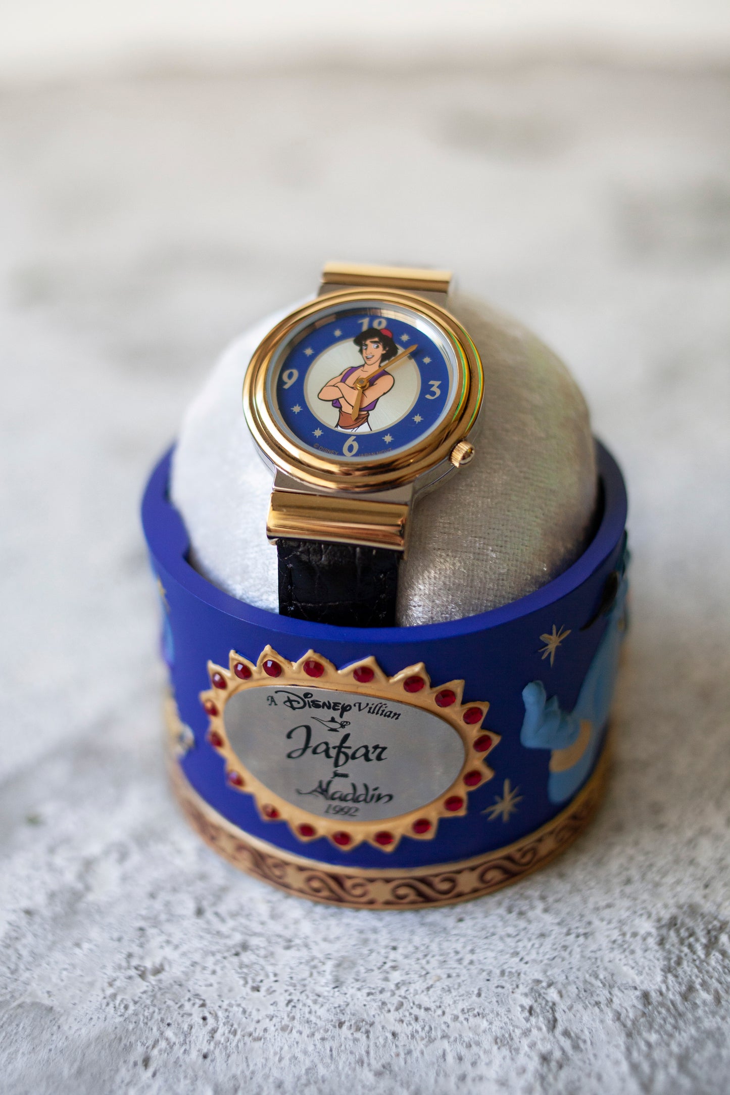Premium Vintage: Limited Edition Reversible Aladdin & Jafar